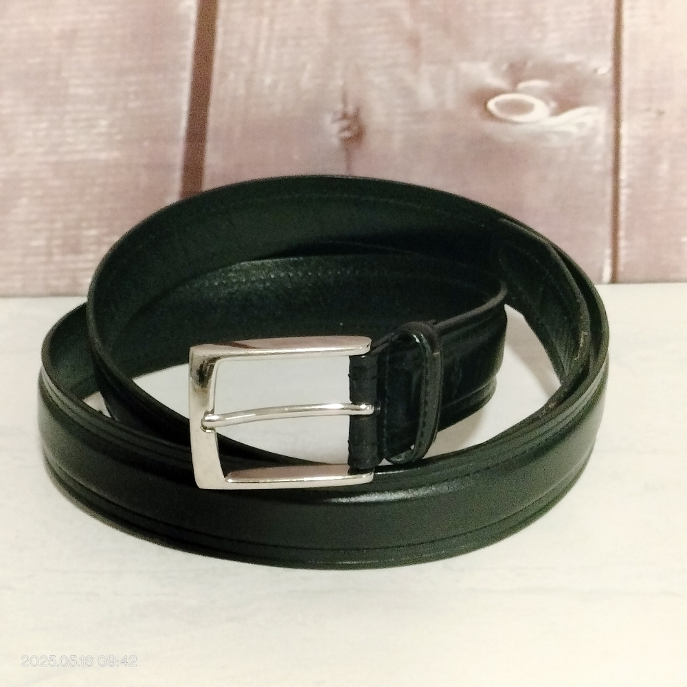 Dockers Sz 42 Men's Black Leather Belt Silver Belt Adjustable Classic Business